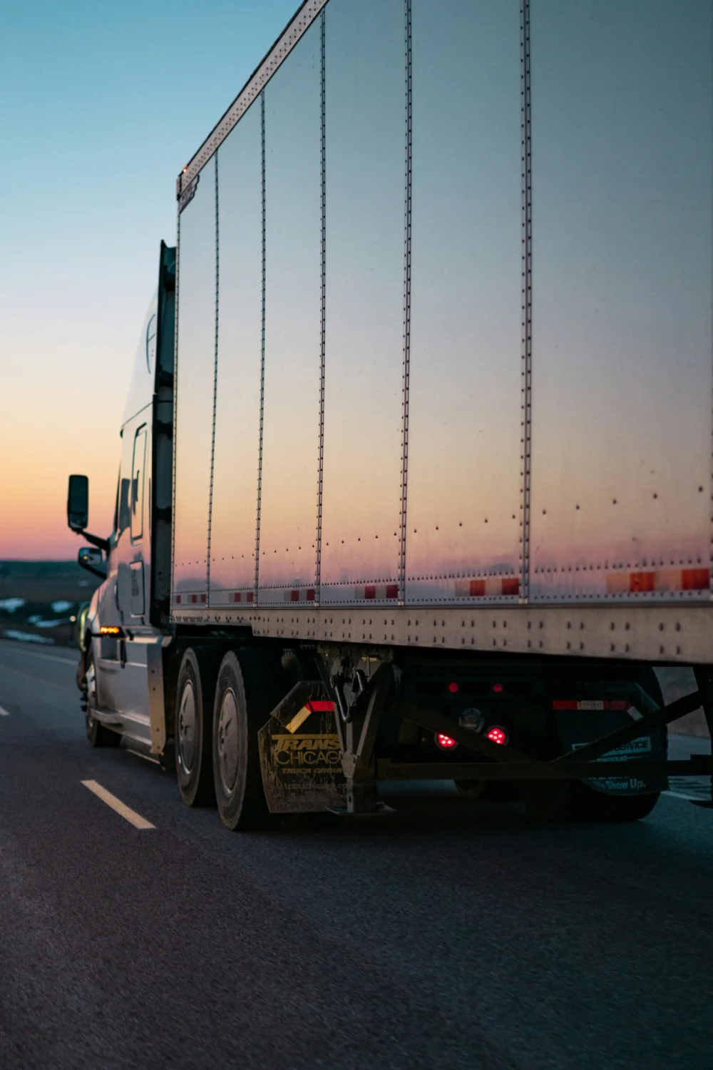 Linkerkant vrachtwagen Linkerkant vrachtwagen
