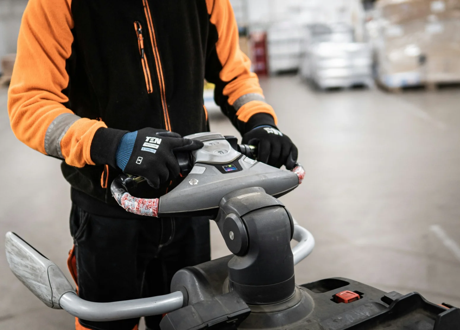Bestuurder reachtruck Bestuurder reachtruck